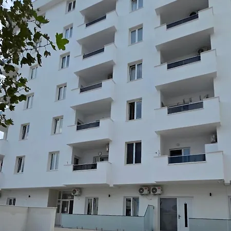 Nova Appartement Golem (Tirana)